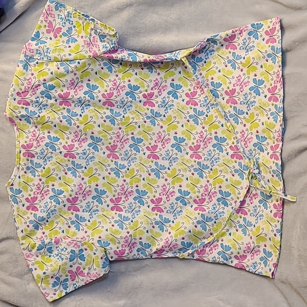 Scrubs tops - Picture 2 of 3